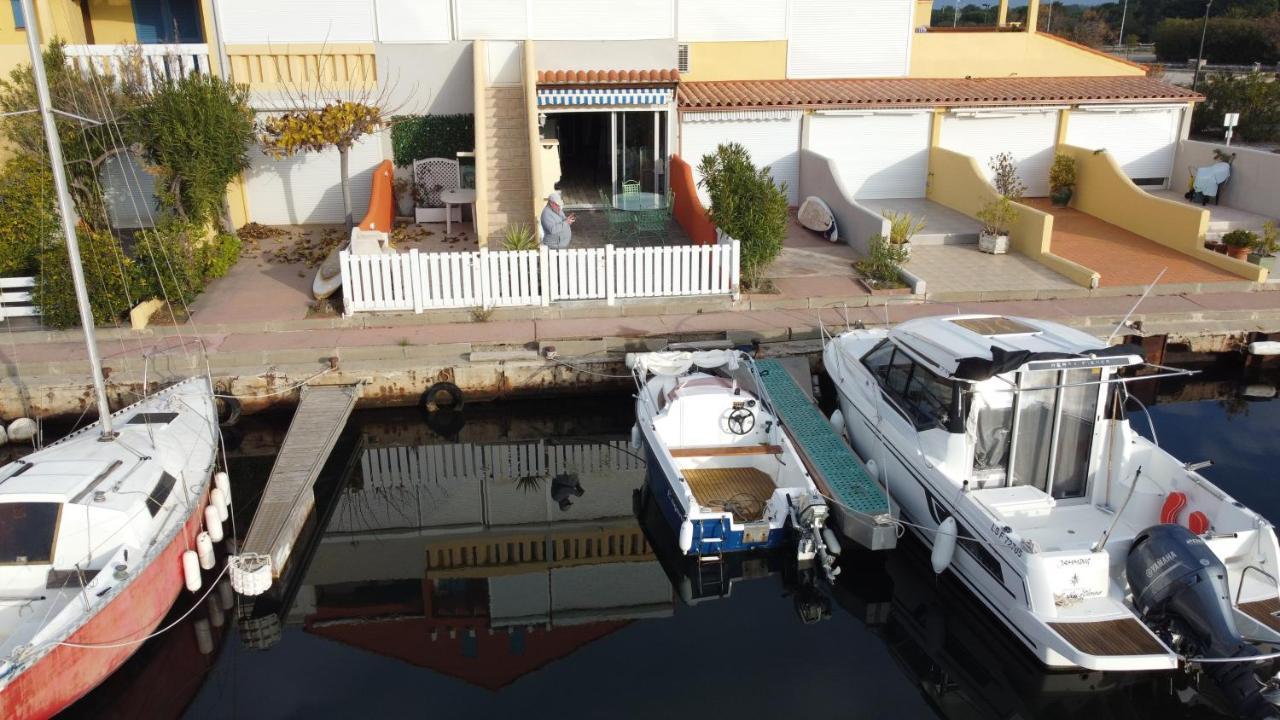 Marina Les Pieds Dans L Eau Apartment Le Barcares Luaran gambar